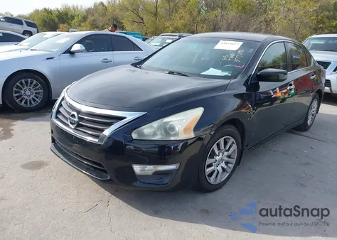 2015 Nissan Altima 2.5 S из США, поврежденный, VIN 1N4AL3AP1FN377298